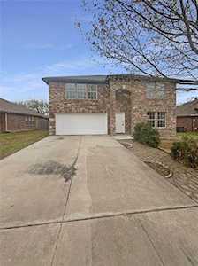 2108 Collington Drive Roanoke, TX 76262