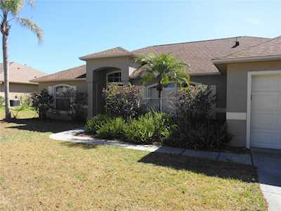 2214 Lake Pointe Cir Leesburg, FL 34748