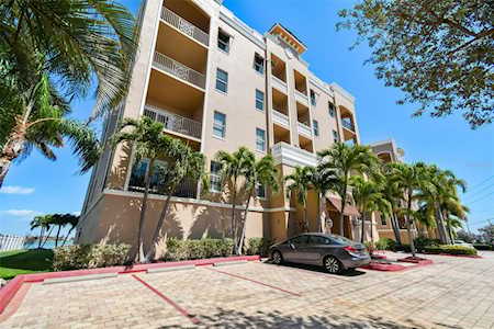 240 108th Ave #301 Treasure Island, FL 33706