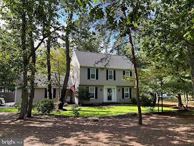 110 Strawberry Dr Shamong, NJ 08088