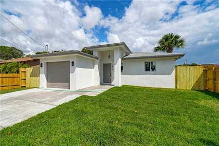 1416 W 36th St West Palm Beach, FL 33404