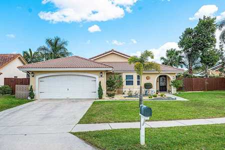 5380 Helene Circle Boynton Beach, FL 33472