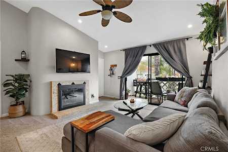 9374 Twin Trails Dr #203 San Diego, CA 92129