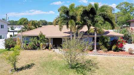 6625 10th Ave N St. Petersburg, FL 33710