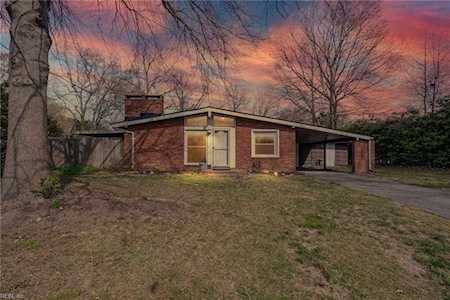 4323 Towanda Rd Chesapeake, VA 23325