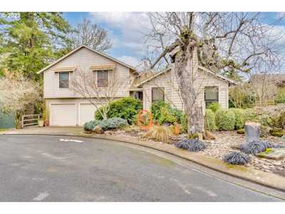 913 NW Sunnywood CT Mcminnville, OR 97128