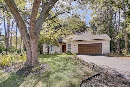 15896 Garden View Drive Apple Valley, MN 55124