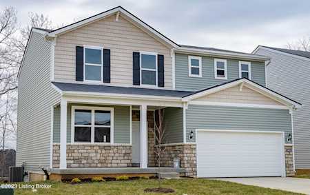 4034 White Pine Ln La Grange, KY 40031