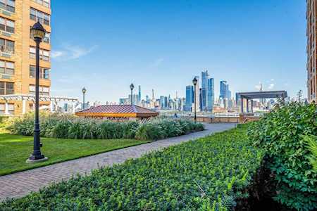 2 Constitution Ct #416 Hoboken, NJ 07030