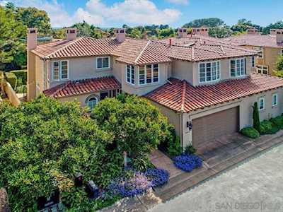 9636 Claiborne Square La Jolla, CA 92037