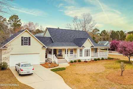921 Somerset Court Trent Woods, NC 28562
