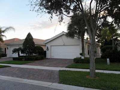 8240 Saint Johns Court Wellington, FL 33414