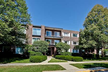 140 Franklin Place #210 Lake Forest, IL 60045