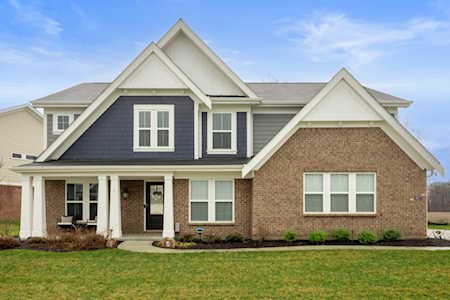 6677 Eagles Nest Ln Mccordsville, IN 46055