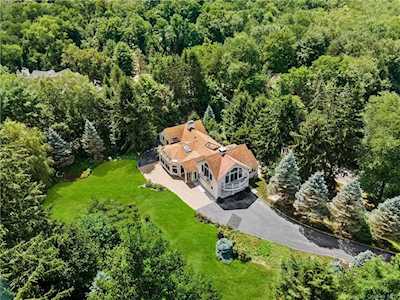 2 Spruce Hill Road Armonk, NY 10504