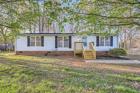 2874 Durango St Claremont, NC 28610
