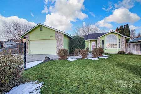 2291 E Green Meadows Meridian, ID 83646