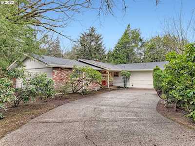 6839 SW Raleighwood WAY Portland, OR 97225
