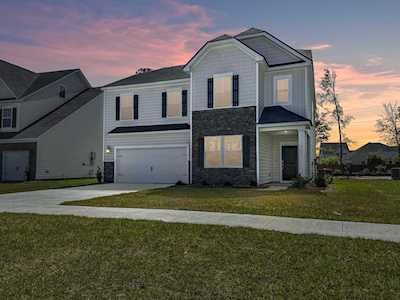 513 Yellow Leaf Ln Summerville, SC 29486