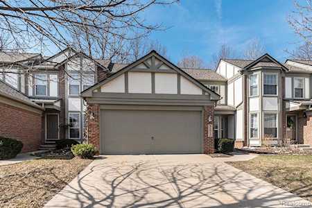 41816 White Tail Ln Canton Twp, MI 48188