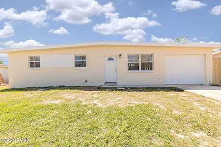 1435 Jackson Avenue Daytona Beach, FL 32117