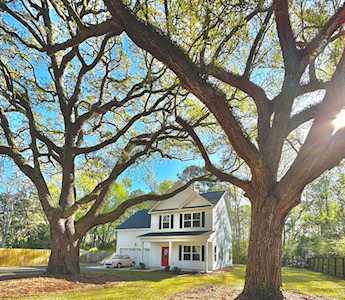 274 Woodland Shores Rd Charleston, SC 29412