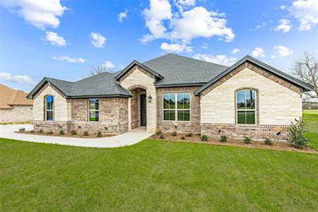 410 Walking Horse Drive Stephenville, TX 76401