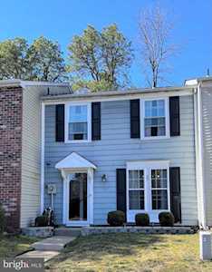 27 Dorchester Circle Marlton, NJ 08053