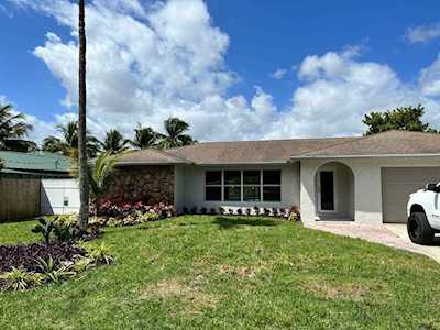 880 SW 20th Court Delray Beach, FL 33445