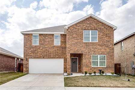 763 Wellington Drive Lavon, TX 75166