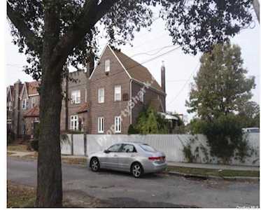 142-02 S Conduit Avenue Springfield Gardens, NY 11413