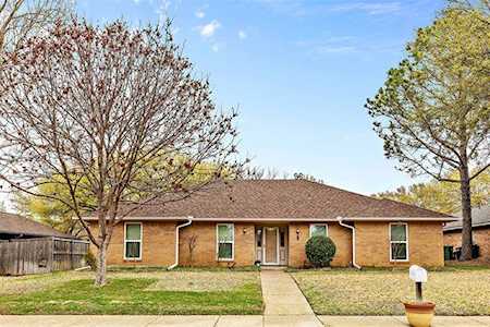 3 Whispering Lane Hickory Creek, TX 75065