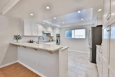6840 Caminito Del Greco San Diego, CA 92120