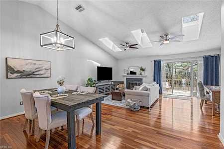 2802 Shearwater Cove Virginia Beach, VA 23454