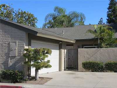 2508 N Tustin Ave #