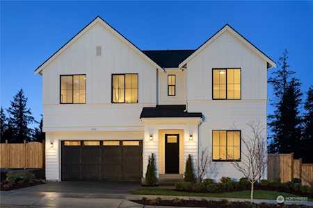682 216th (Homesite 8) Place SE Sammamish, WA 98074