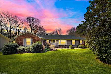 3807 Cascade Drive Greensboro, NC 27410