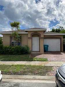556 E N Ridge Circle Boynton Beach, FL 33435