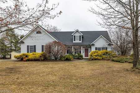 34724 Summerhill Dr Avon, OH 44011