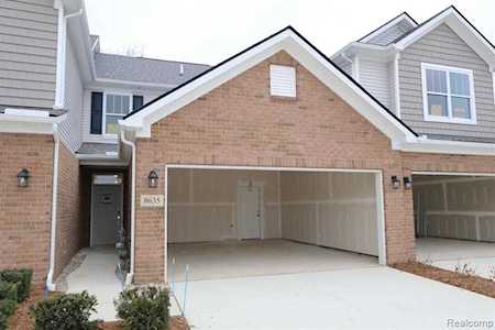 8635 Grove Washington, MI 48094