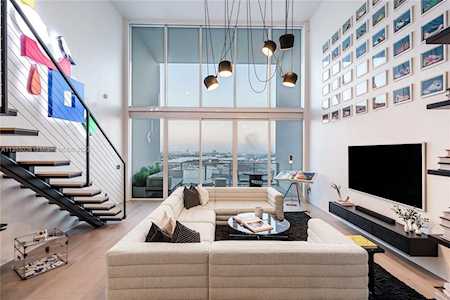 1040 Biscayne Blvd #2603 Miami, FL 33132