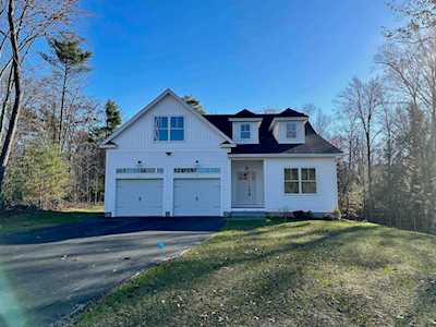 109 Signature Dr Barrington, NH 03825
