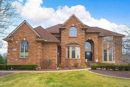 9848 Tuscany Valley Way Salem Twp, MI 48178