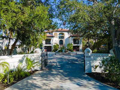 8415 Midnight Pass Rd Sarasota, FL 34242