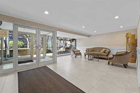 43-25 Douglaston Parkway #5K Flushing, NY 11363