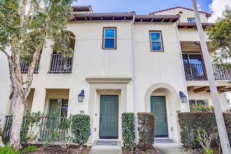 2950 E 19th St #102 Signal Hill, CA 90755