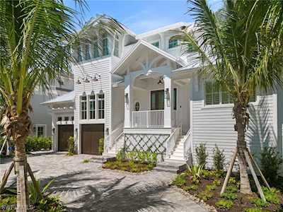 125 S 18th Ave Naples, FL 34102