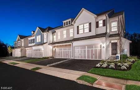 29 Lilac Warren Twp., NJ 07059