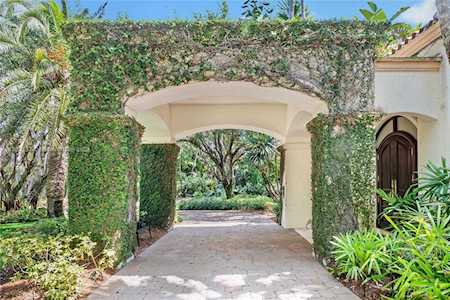 6850 SW 115th St Pinecrest, FL 33156