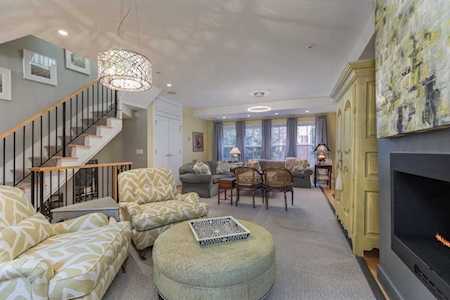 54 Gray St Boston, MA 02116